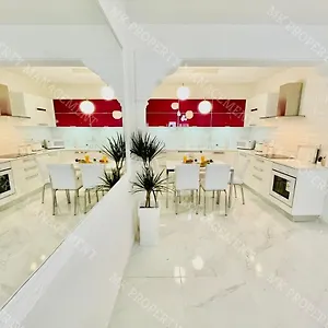  דירה Milos Center Apt. 32 קפריסין